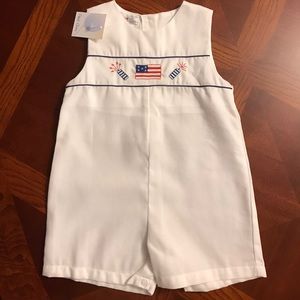 NWT Petit Ami Patriotic Jon Jon.